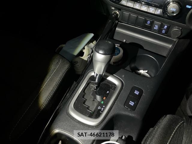 Toyota HILUX TRUCK 2021-02 8829404-20