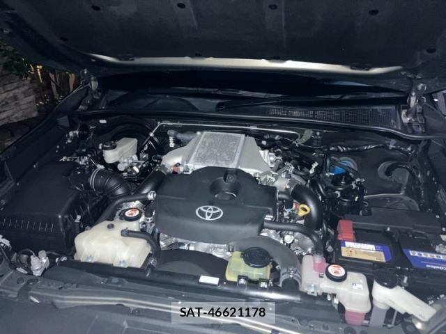 Toyota HILUX TRUCK 2021-02 8829404-25