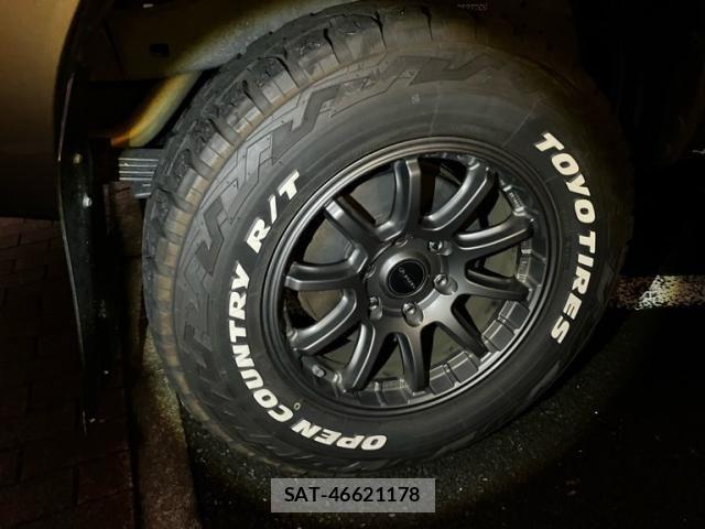 Toyota HILUX TRUCK 2021-02 8829404-4