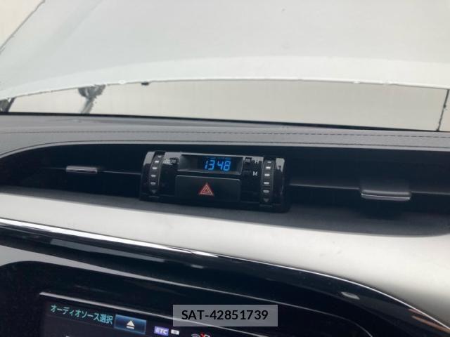 Toyota HILUX TRUCK 2018-08 8829411-20