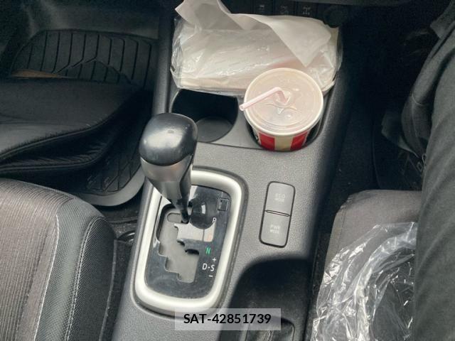 Toyota HILUX TRUCK 2018-08 8829411-22