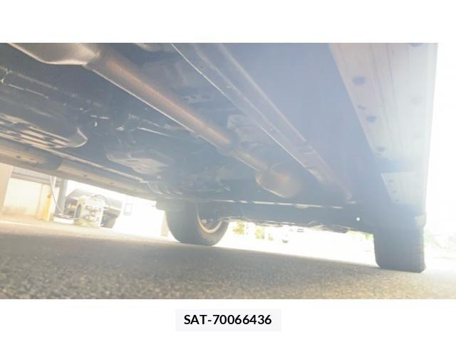 Toyota HILUX TRUCK 2019-04 8829409-9