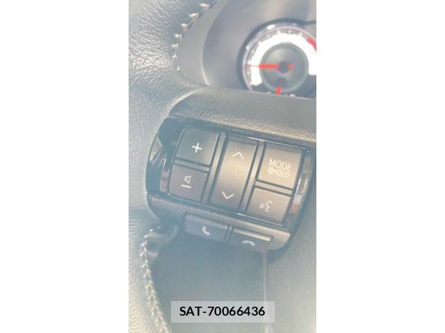 Toyota HILUX TRUCK 2019-04 8829409-16