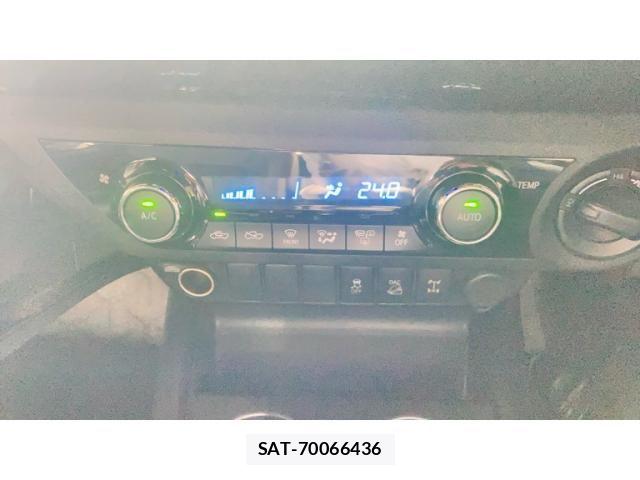 Toyota HILUX TRUCK 2019-04 8829409-19