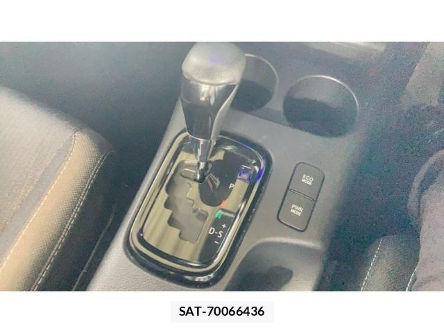 Toyota HILUX TRUCK 2019-04 8829409-20