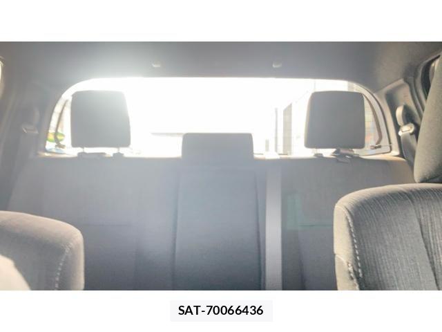 Toyota HILUX TRUCK 2019-04 8829409-22