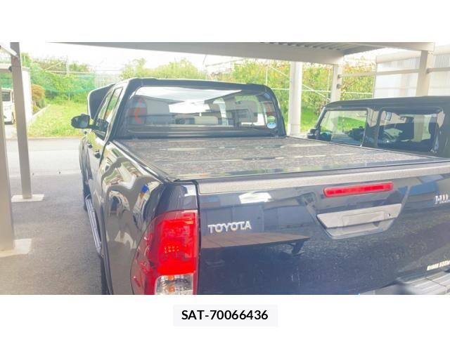 Toyota HILUX TRUCK 2019-04 8829409-6