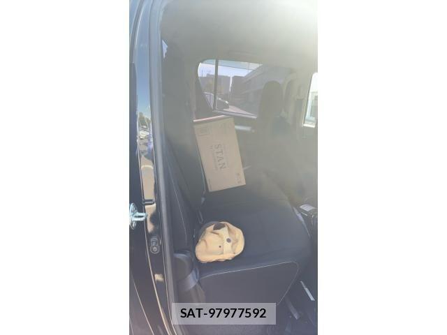 Toyota HILUX TRUCK 2022-03 8829408-8
