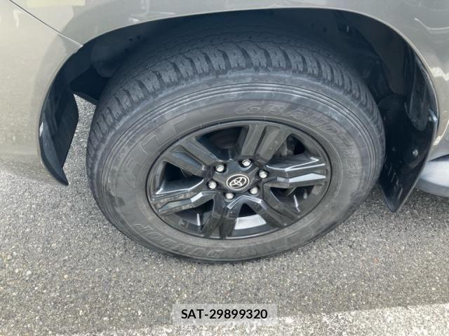 Toyota HILUX TRUCK 2021-03 8829406-7