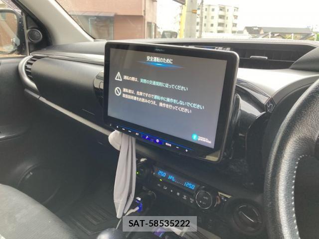 Toyota HILUX TRUCK 2023-10 8829407-20