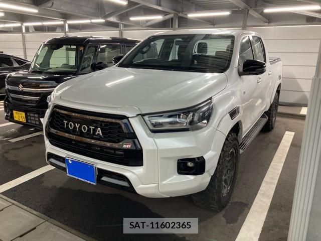 Toyota HILUX TRUCK 2024-01 8849296-1