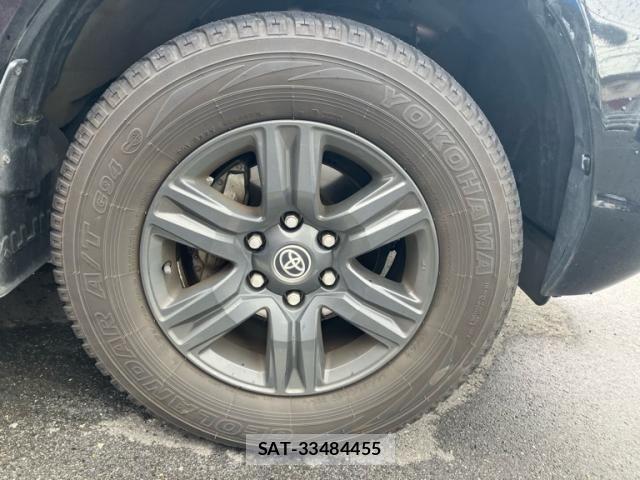 Toyota HILUX TRUCK 2023-01 8849300-9