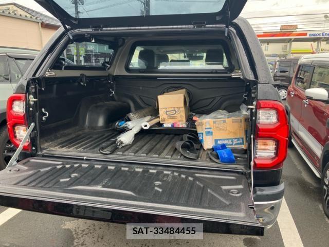 Toyota HILUX TRUCK 2023-01 8849300-24