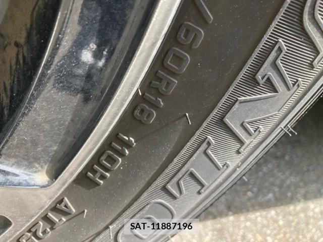 Toyota HILUX TRUCK 2024-03 8849298-7
