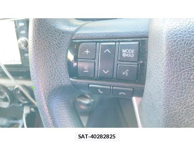 Toyota HILUX TRUCK 2018-09 8871157-15