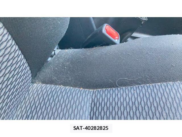 Toyota HILUX TRUCK 2018-09 8871157-16