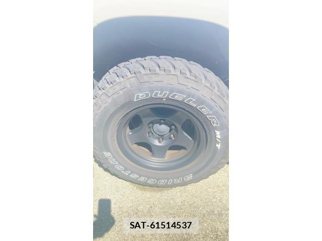 Toyota HILUX TRUCK 2024-03 8871156-3
