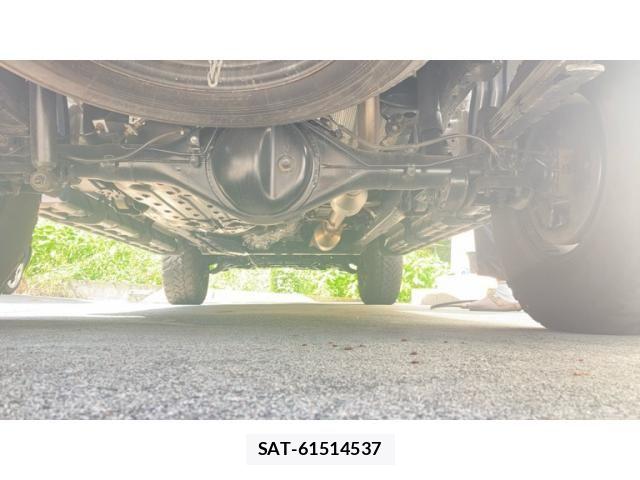 Toyota HILUX TRUCK 2024-03 8871156-8