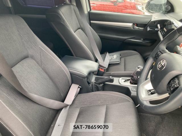 Toyota HILUX TRUCK 2023-12 8880071-8