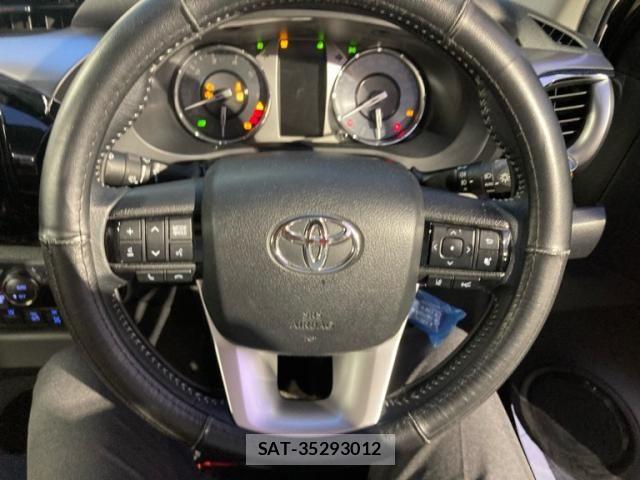 Toyota HILUX TRUCK 2022-08 8880072-14