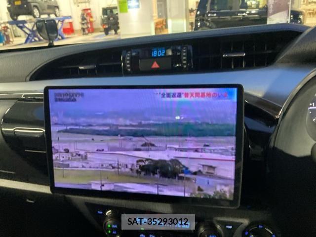 Toyota HILUX TRUCK 2022-08 8880072-17