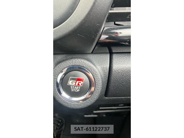 Toyota HILUX TRUCK 2023-03 8880070-11