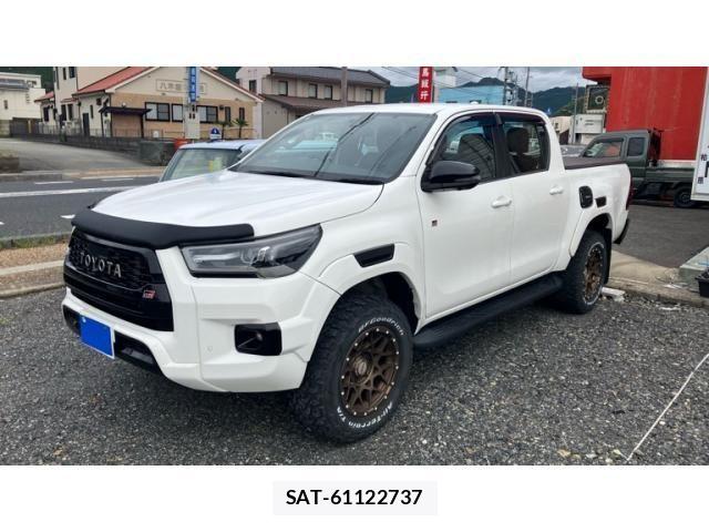 Toyota HILUX TRUCK 2023-03 8880070-1