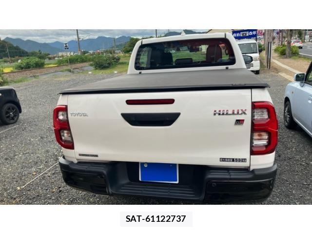 Toyota HILUX TRUCK 2023-03 8880070-2