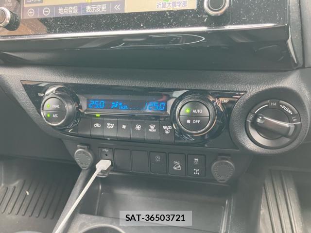 Toyota HILUX TRUCK 2022-12 8883706-17
