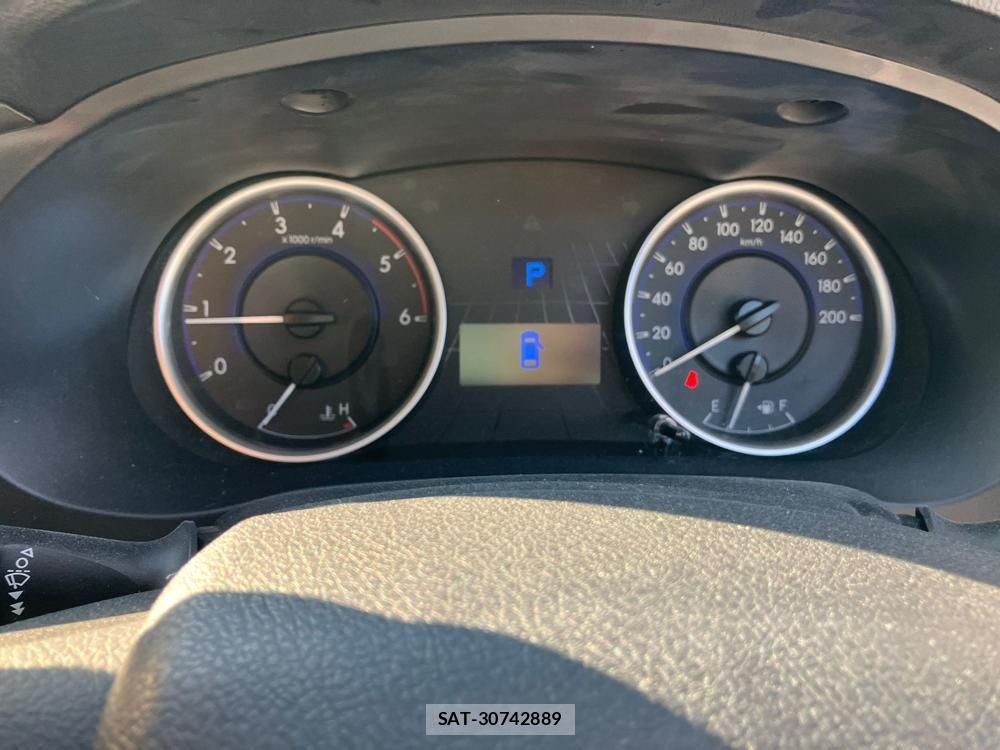 Toyota HILUX TRUCK 2018 932717-14
