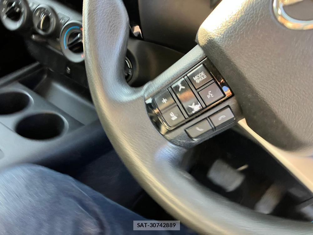 Toyota HILUX TRUCK 2018 932717-16