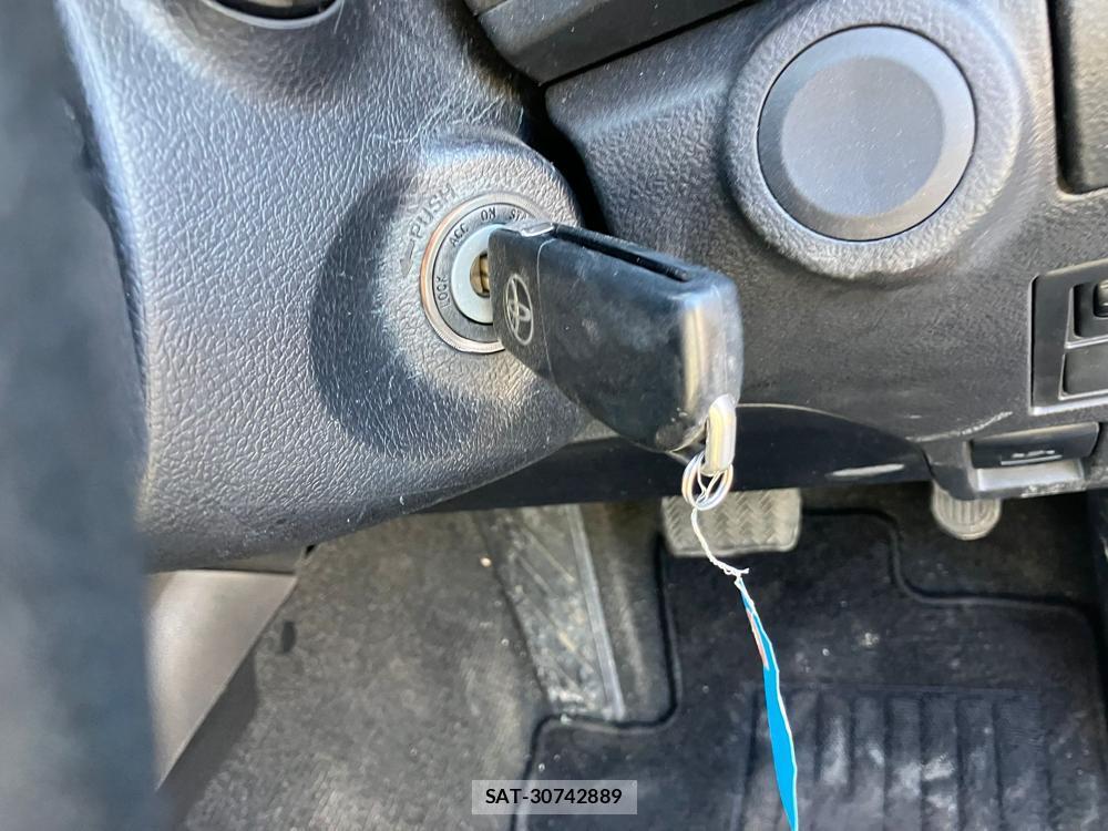 Toyota HILUX TRUCK 2018 932717-22