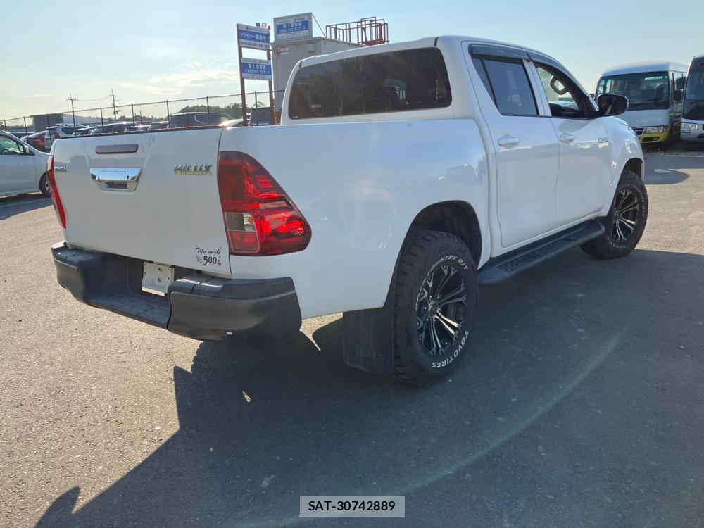 Toyota HILUX TRUCK 2018 932717-2