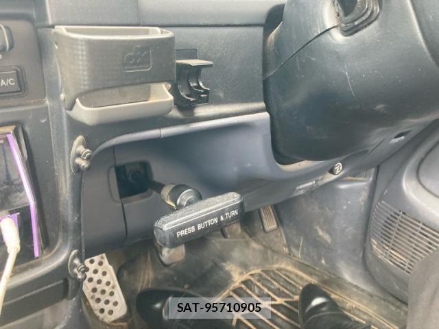 Toyota HILUX TRUCK 2001-09 8780547-24