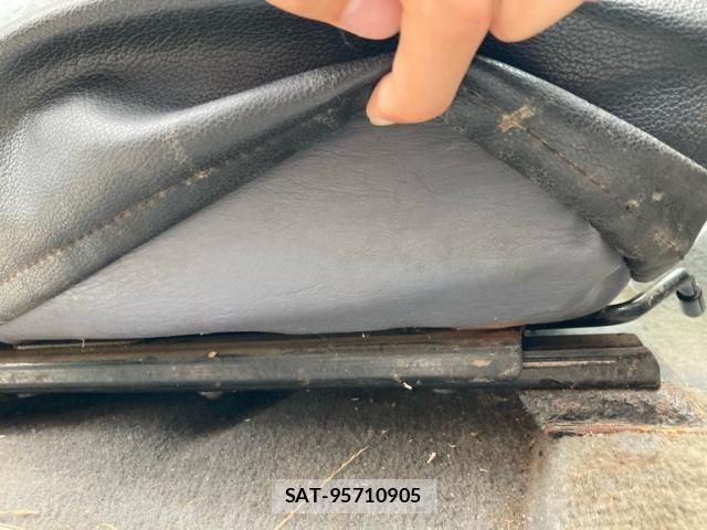 Toyota HILUX TRUCK 2001-09 8780547-28