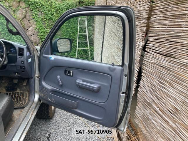 Toyota HILUX TRUCK 2001-09 8780547-7