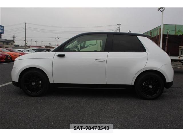 Honda e 2022-04 1609327-4