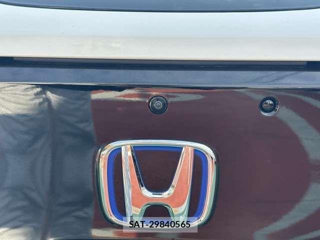 Honda e 2024-04 2666678-11