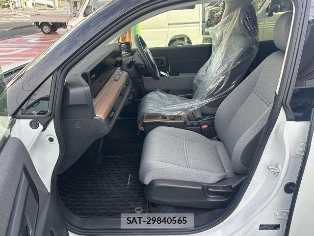 Honda e 2024-04 2666678-1