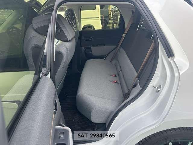 Honda e 2024-04 2666678-2