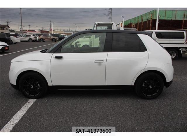 Honda e 2021-03 7058836-10