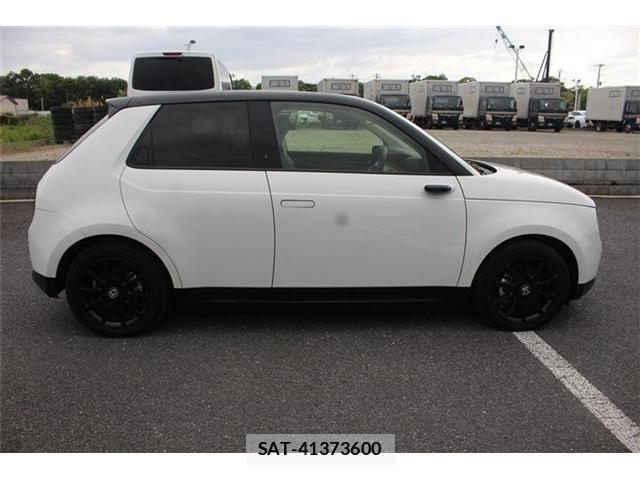 Honda e 2021-03 7058836-14