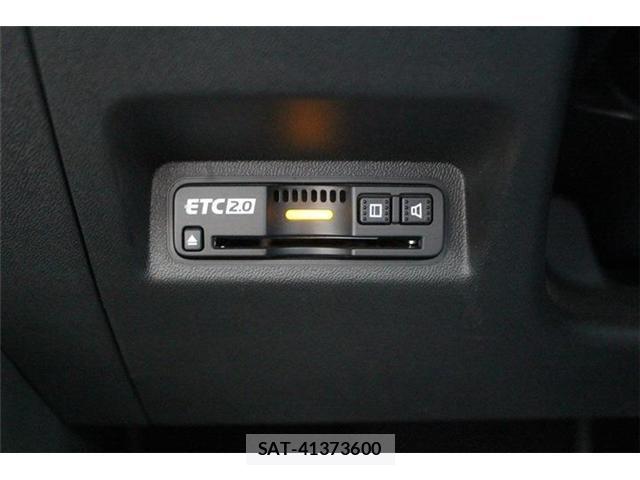 Honda e 2021-03 7058836-6