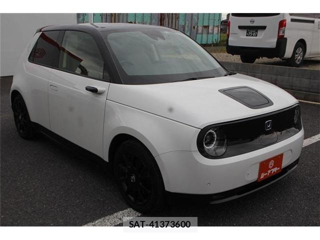 Honda e 2021-03 7058836-7