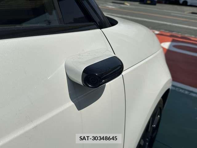 Honda e 2021-03 7617010-13