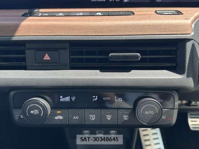 Honda e 2021-03 7617010-18