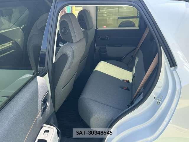 Honda e 2021-03 7617010-5