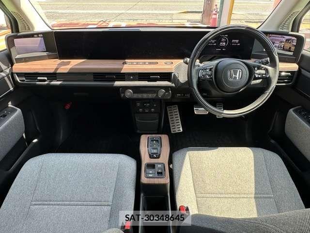 Honda e 2021-03 7617010-6