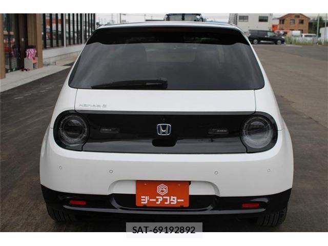 Honda e 2021-07 8230331-11