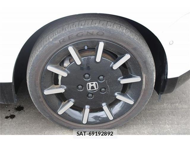 Honda e 2021-07 8230331-22